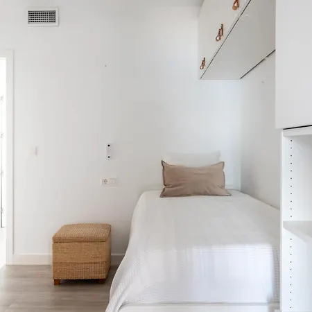 Atico Con Gran Terraza Y Fantasticas Vistas Al Mar *